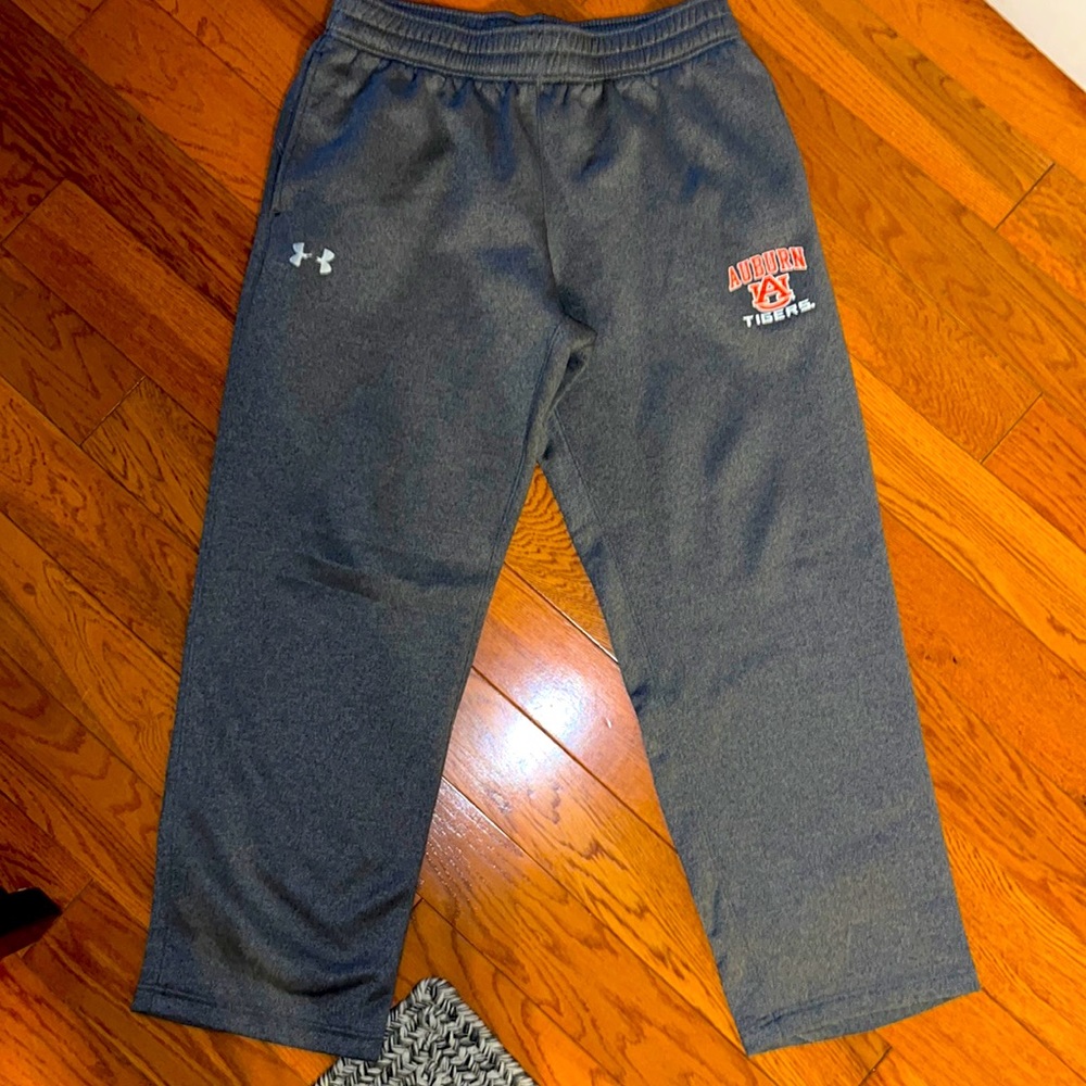 UA Auburn fleece sweatpants size L
